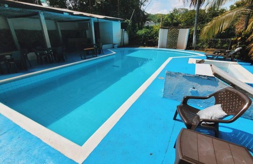 Honda House | Quinta con piscina y jacuzzi