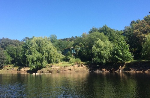 Tabua Apartment | Quinta da Lontra - 2 bedroom riverside escape, sleeps 5.