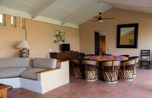 Xochitepec House | Quinta la Caprichosa
