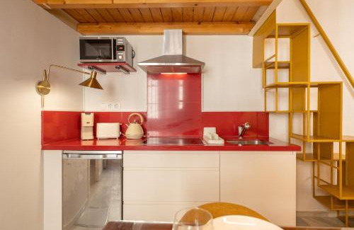 Feria Apartment | Quintana Acacias by Valcambre