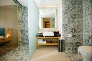 Tran Phu Beach Hotel | Quinter Central Nha Trang