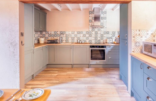 Bakewell House | Quintessential Cottage in the Heart of Bakewell | Pass The Keys