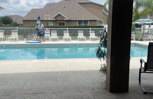Nichols House | Quit, Cozy and comfy room, located in S Lakeland, between Orlando and Tampa