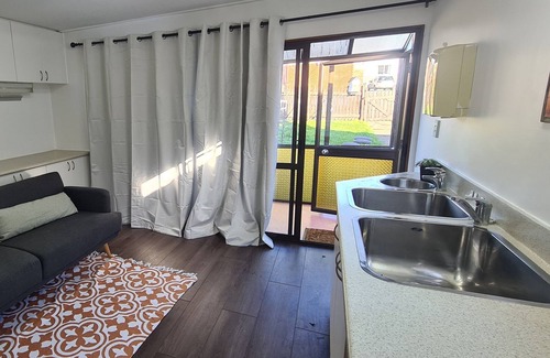 Dunedin Apartment | Quite and peaceful self contained