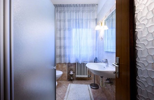 Mezzolombardo Apartment | Rètro Apartment In The Mountains