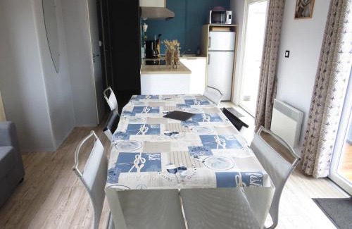 Saint-Hilaire-de-Riez Ski Chalet | Résidence avec piscine, chalet pour 6
