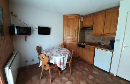 Valloire Apartment | Résidence Betelgeuse - Studio cabine 4 personnes 2 exposé Est MAE-8164