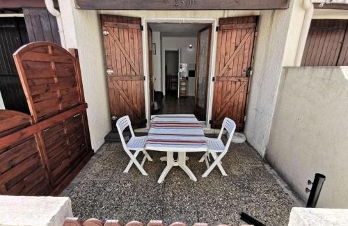Port Leucate Apartment | Résidence Hawai 1 - VILLA T1 CAB 4 couchages PORT LEUCATE MAE-1274