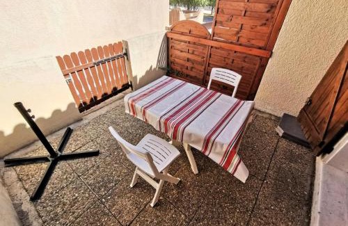 Port Leucate Apartment | Résidence Hawai 1 - VILLA T1 CAB 4 couchages PORT LEUCATE MAE-1274