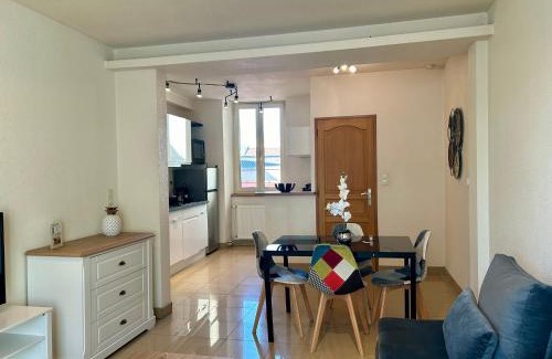 Montlucon Apartment | Résidence Investar appartement 4 Superbe T2 meublé, Gare 10mn à pied