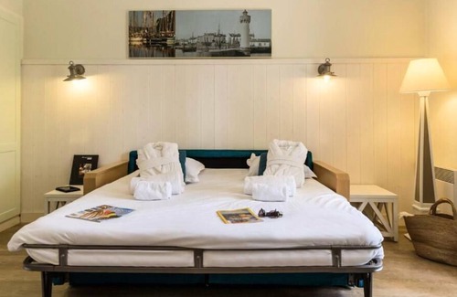 Saint-Martin-de-Re Apartment | Résidence Pierre & Vacances Le Palais des Gouverneurs *** - Studio 3 persons
