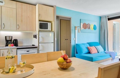 Les Restanques Apartment | Résidence Pierre & Vacances Les Parcs de Grimaud*** - Apartment for 6 people - 1 bedroom + 1 sleeping area - Terrace or balcony