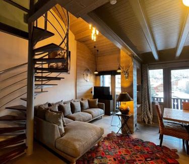 Val-d'Isere Apartment | Résidence VAL VILLAGE, skis aux pieds, Duplex 3 chambres 75 m2 - by MONTBLANC LODGE