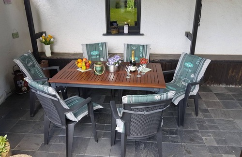 Auw bei Prum House | Rühlen: Schneifel Escape