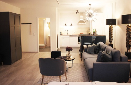 Langenhorn Apartment | R B Apartment Hamburg Business 1-5 Personen Waschtrockner Parkplatz Frei