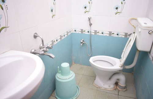 Kuilapalayam Hotel | R.M Guest House