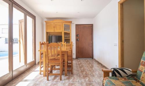 El Roc de Sant Gaieta Villa | R145 Holiday house close to the beach in Roda de Bara