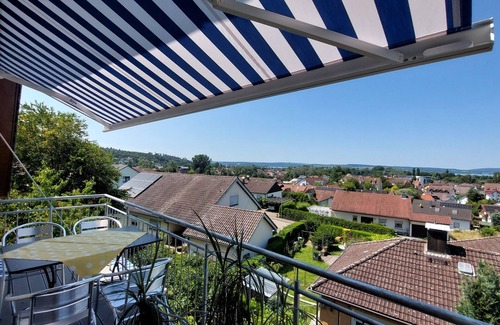 Uhldingen-Muehlhofen Apartment | R7 Bodensee with lake view sunny quiet large