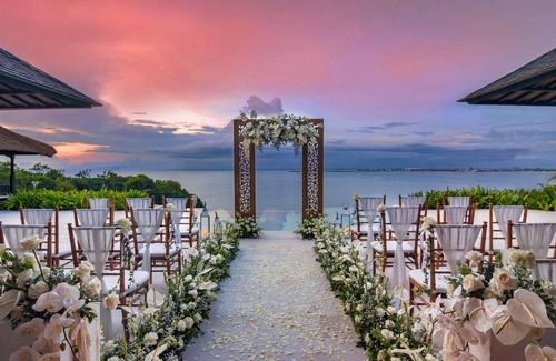 Jimbaran Bay Hotel | Raffles Bali