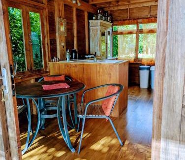 Teahupoo House | RAIATEA - The BEACH HOUSE - plage sur le lagon !