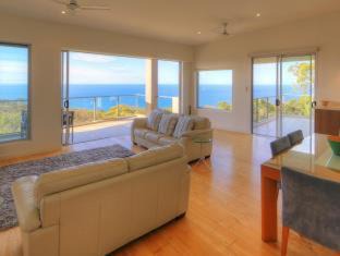 Rainbow Beach Apartment | Rainbow Ocean Palms Resort
