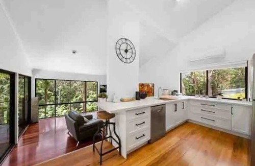 Central Coast House | Rainforest Retreat Set on 5 acres of rainforest.