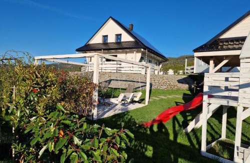 Ujsoy House | Rajska Chata w górach z Balią