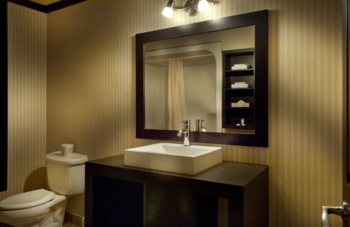 Laval Hotel | Ramada by Wyndham Laval