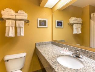 Maggie Valley Hotel | Ramada by Wyndham Maggie Valley