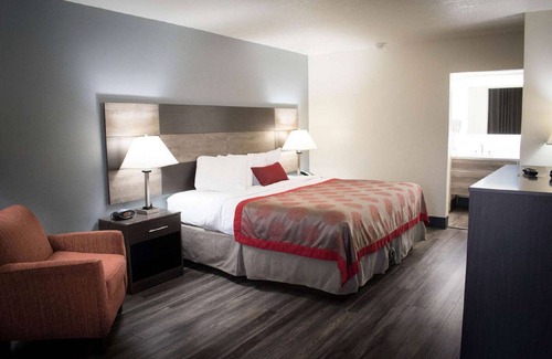 North Platte Hotel | Ramada by Wyndham North Platte & Sandhills Convention Ctr
