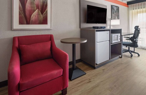 Parsippany Hotel | Ramada by Wyndham Parsippany
