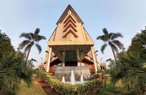 Sushant Lok Hotel | Ramada Gurgaon Central