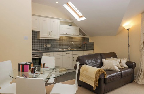 Low Newton Cottage | RAMBLERS LODGE, romantic, with a garden in Bowland Bridge