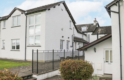 Low Newton Cottage | RAMBLERS LODGE, romantic, with a garden in Bowland Bridge