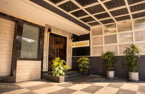 Indore Hotel | Ramee Tarang Hotel Indore