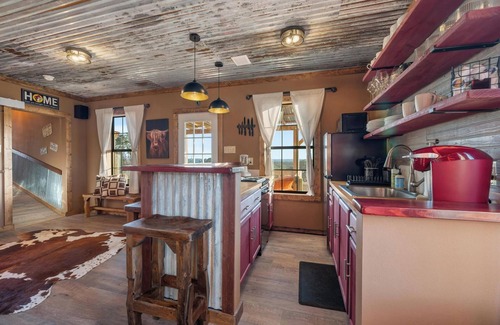 Blanco House | Ranch 33-Peaceful 20 ac Ranch w/Pool, Firepit