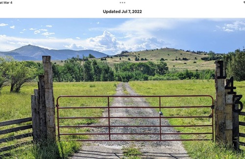 Madison County Cottage | Ranch Cottage hideaway. 100 steps to South Boulder creek/river.
