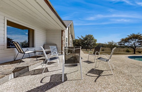 Maysville House | Ranch life experience with private pool and washer/dryer