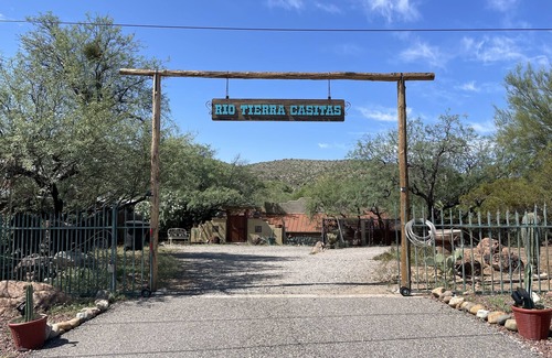 Morristown House | RANCHO DELUXE, For the Spirit of the West in all of us! 1 of 3 casitas