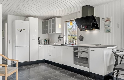 Hals House | "Randulf" - from the sea by Interhome