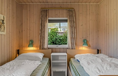 Hals House | "Randulf" - from the sea by Interhome
