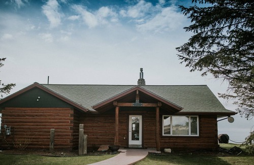 Homer House | Ranger Station Views