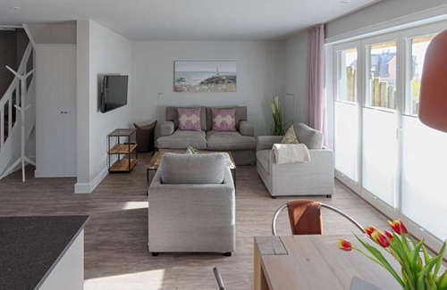 Rantum Apartment | Rantum Dorf - Ferienappartments im Reetdachhaus 1& 2