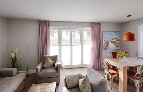 Rantum Apartment | Rantum Dorf - Ferienappartments im Reetdachhaus 1& 2