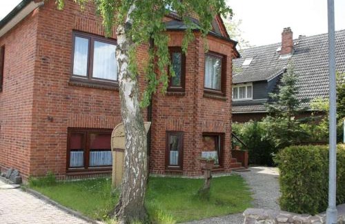 Timmendorfer Strand House | Raphael - "Marilyn Monroe"
