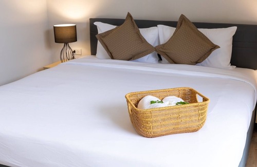 Mai Khao Hotel | Rapina House