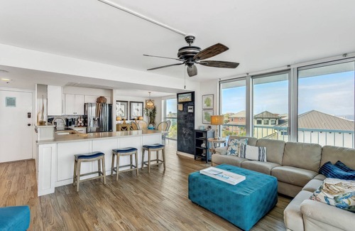 Pensacola Beach Condo | Rare 3 Bedroom Condo on the Sound | Breathtaking Views from this Completely Updated Beautiful Condo