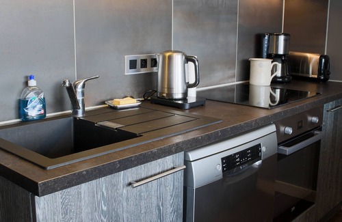 Les Menuires Apartment | Rare in Les Menuires, beautifully renovated 3-room apartment with ski-in ski-out