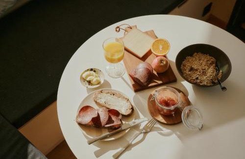 Konigslutter am Elm Cabin | Raus Tiny House auf dem Land mit Hoftieren und Sauna