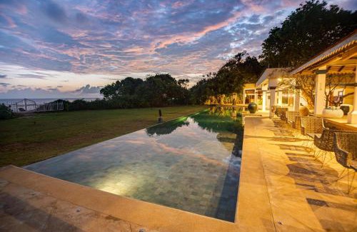 Ambalanthota Hotel | Ravana Garden